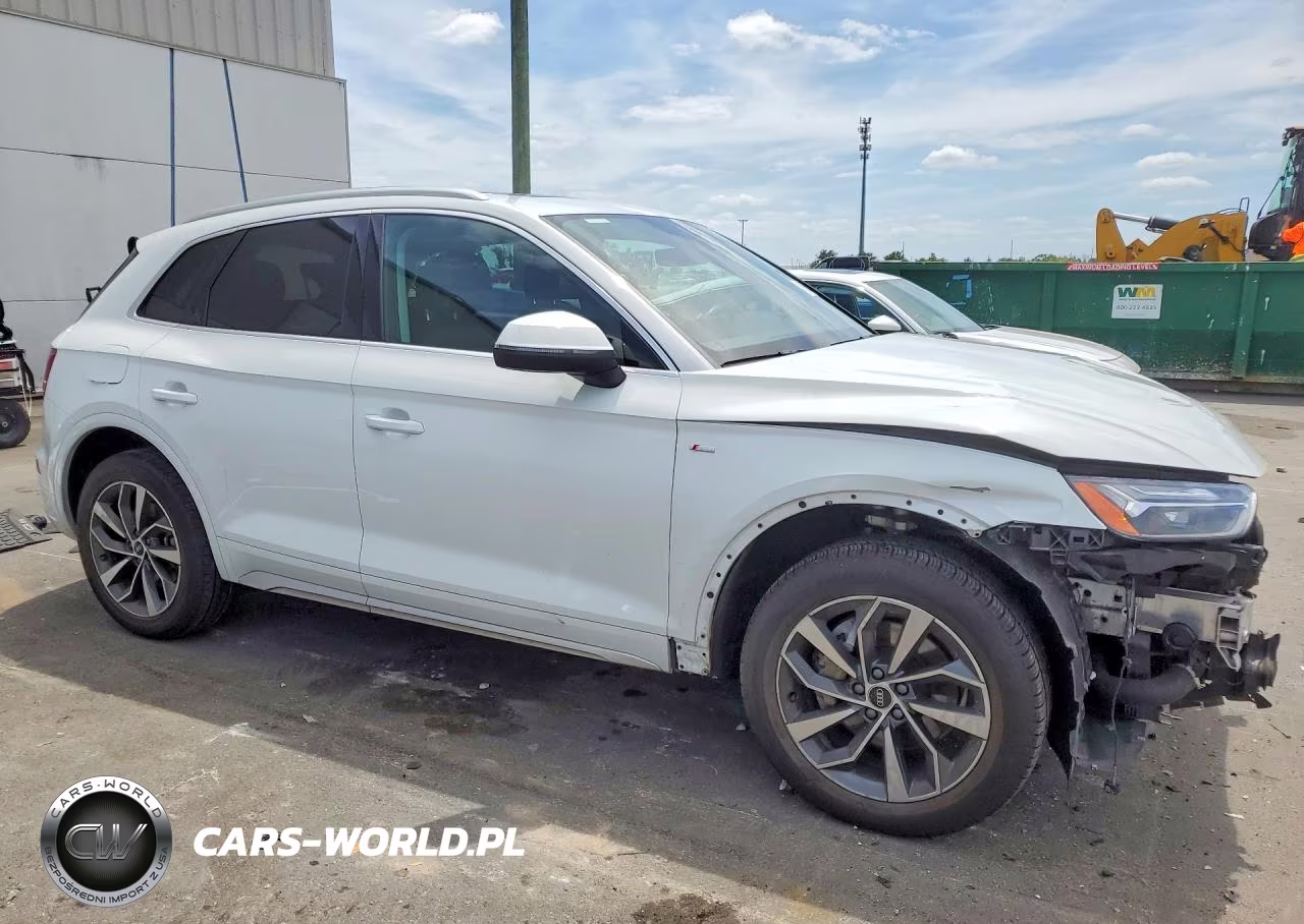 2023 Audi Q5 Premium Plus 45 VIN:WA1EAAFY0P2086599 - 4