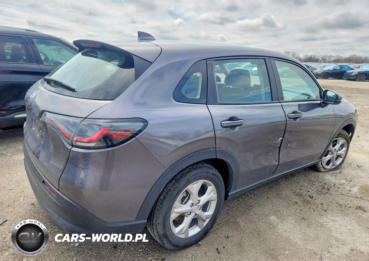 2025 Honda Hr-V Lx VIN:3CZRZ2H30SM790062 - 3