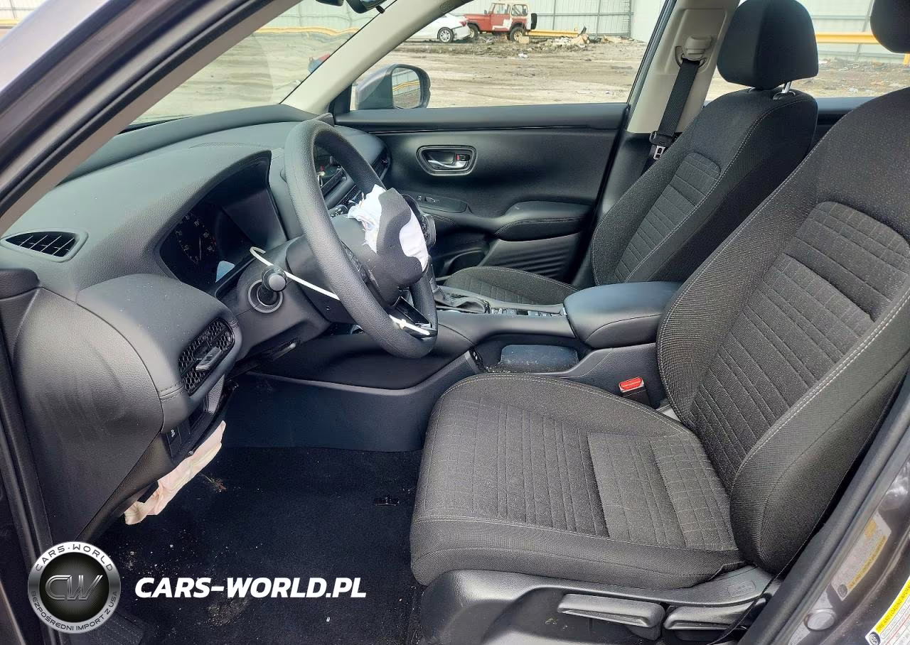 2025 Honda Hr-V Lx VIN:3CZRZ2H30SM790062 - 7