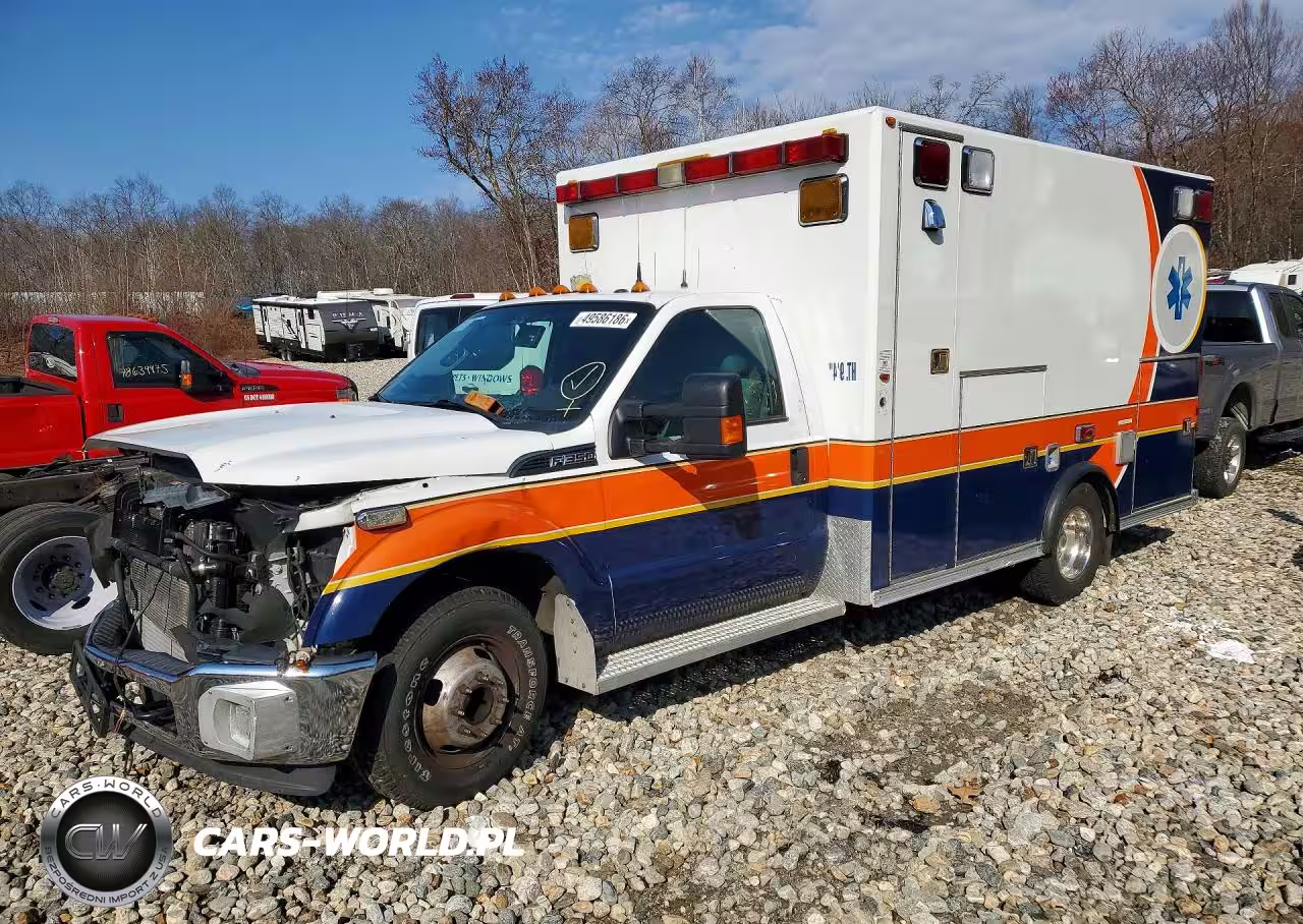 2015 Ford F350 Super Duty Ambulance