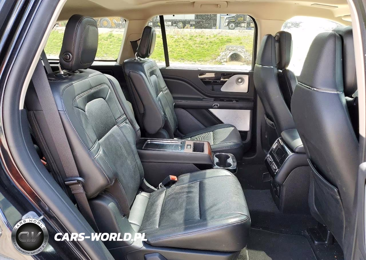 2020 Lincoln Aviator Reserve VIN:5LM5J7XC7LGL23333 - 11