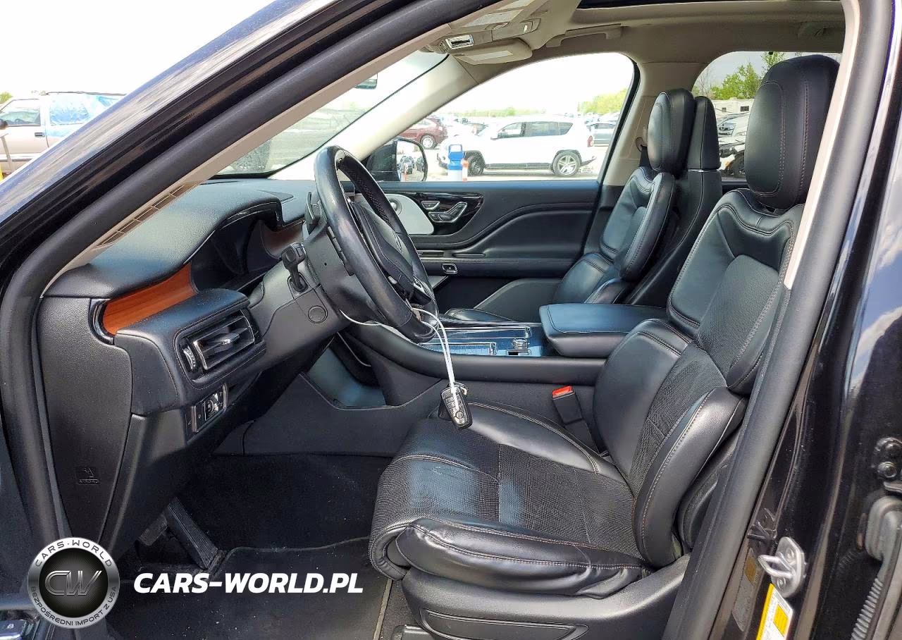 2020 Lincoln Aviator Reserve VIN:5LM5J7XC7LGL23333 - 7