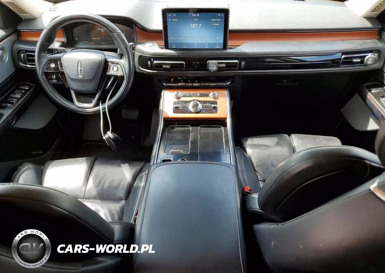 2020 Lincoln Aviator Reserve VIN:5LM5J7XC7LGL23333 - 8
