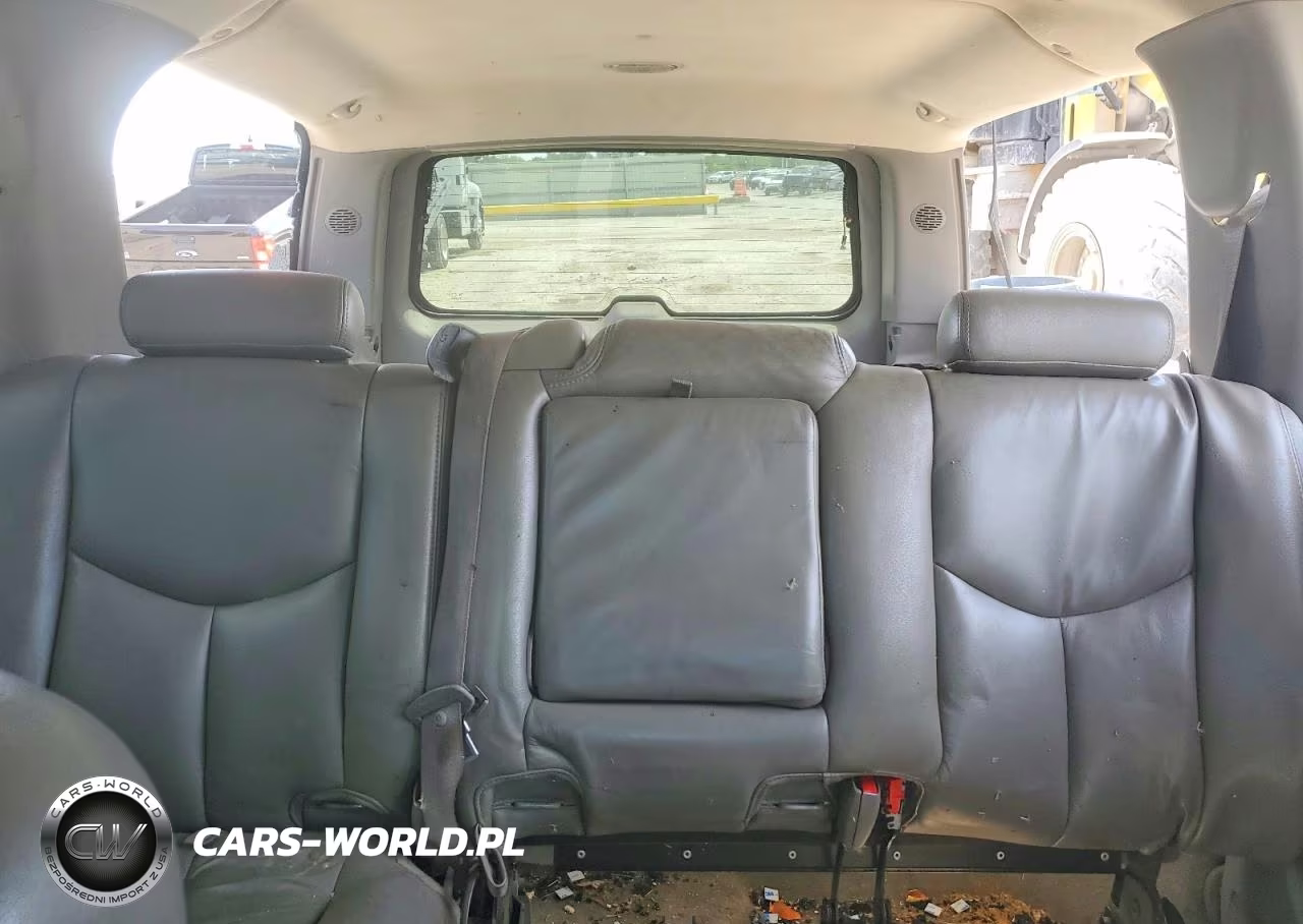 2005 Chevrolet Suburban K1500 VIN:3GNFK16Z25G159354 - 10