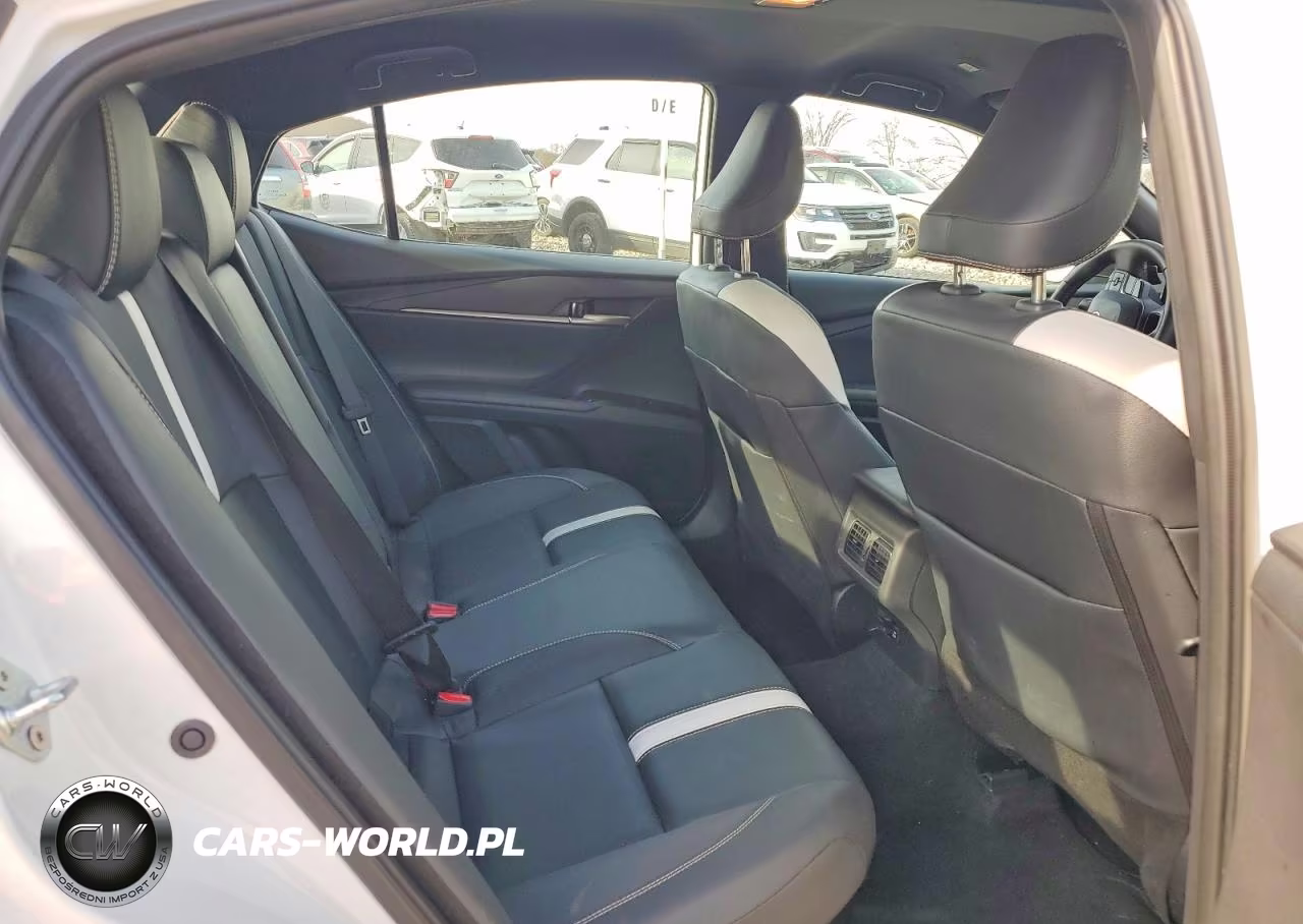2025 Toyota Camry Se VIN:4T1DBADK6SU500216 - 10