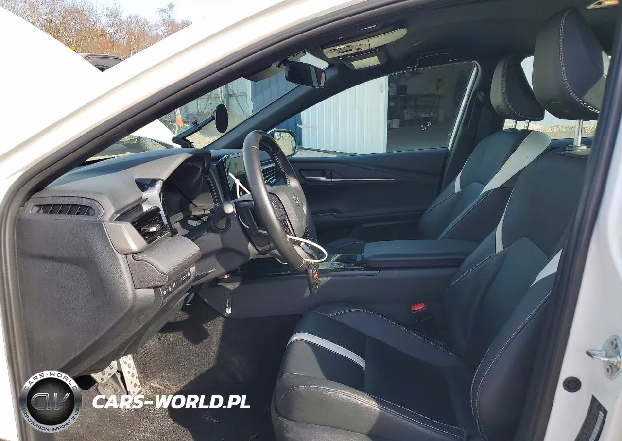 2025 Toyota Camry Se VIN:4T1DBADK6SU500216 - 7