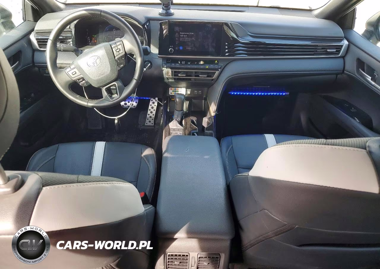 2025 Toyota Camry Se VIN:4T1DBADK6SU500216 - 8
