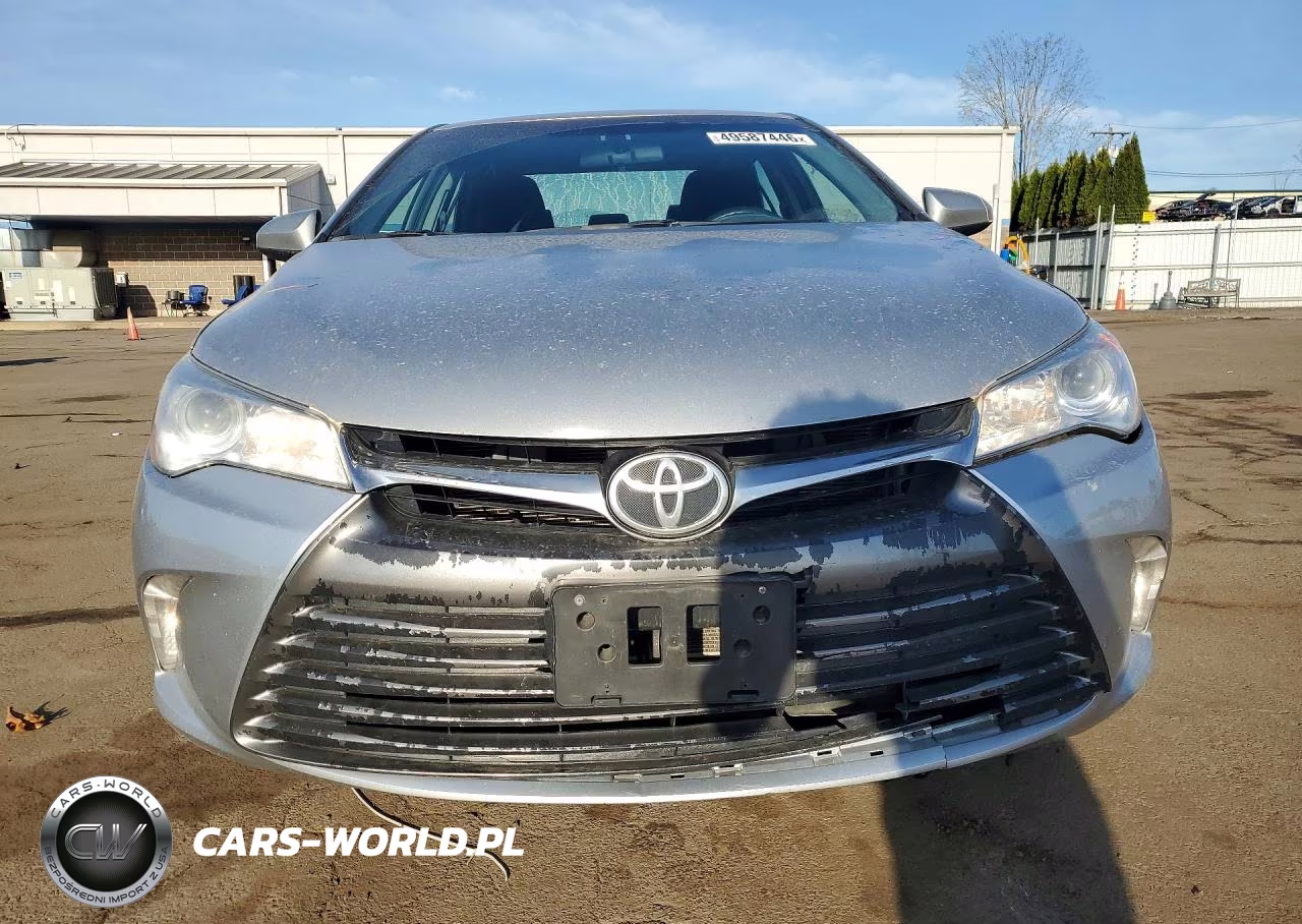 2017 Toyota Camry Le VIN:4T1BF1FK8HU334248 - 5