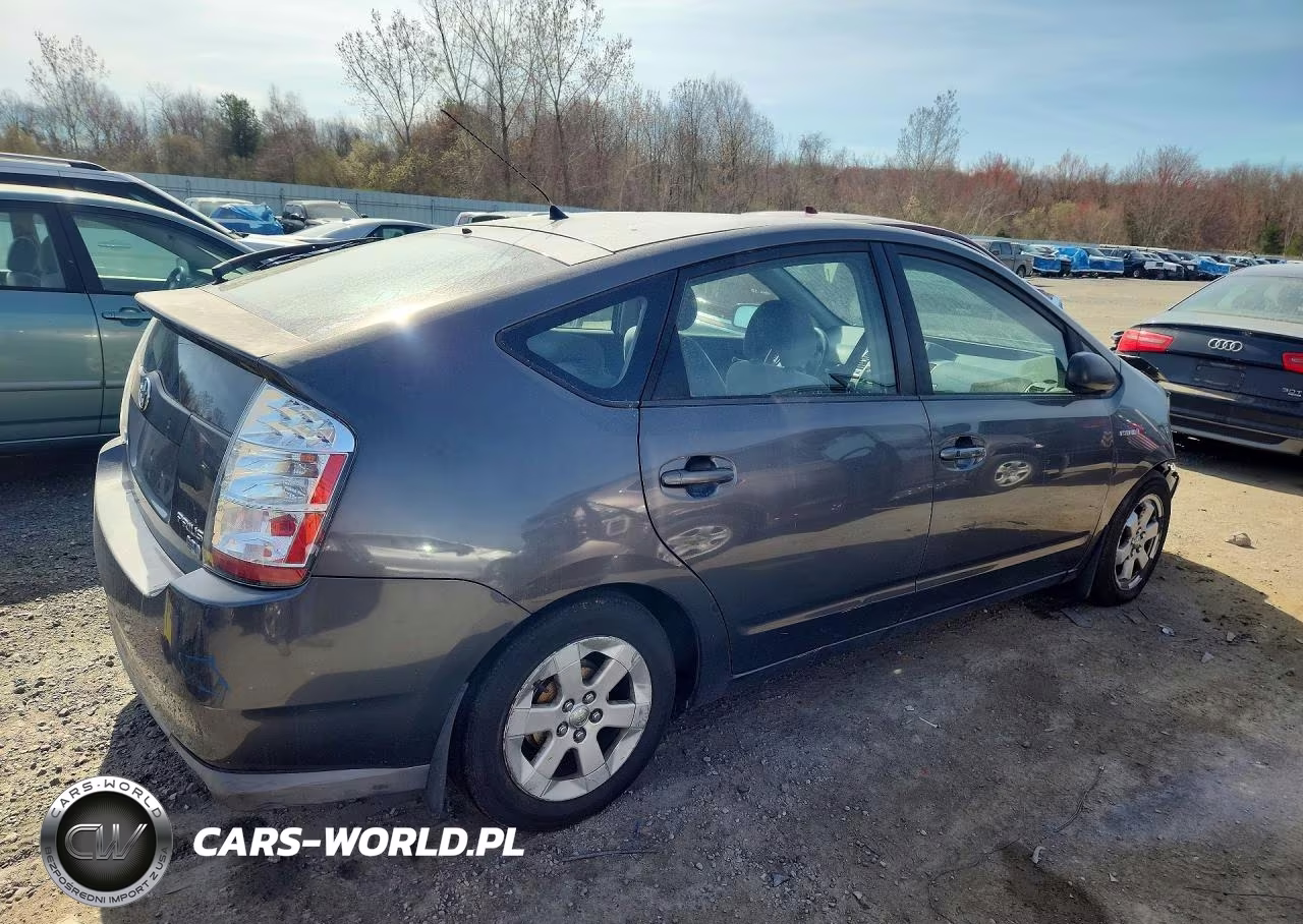 2008 Toyota Prius Base VIN:JTDKB20U083385720 - 3