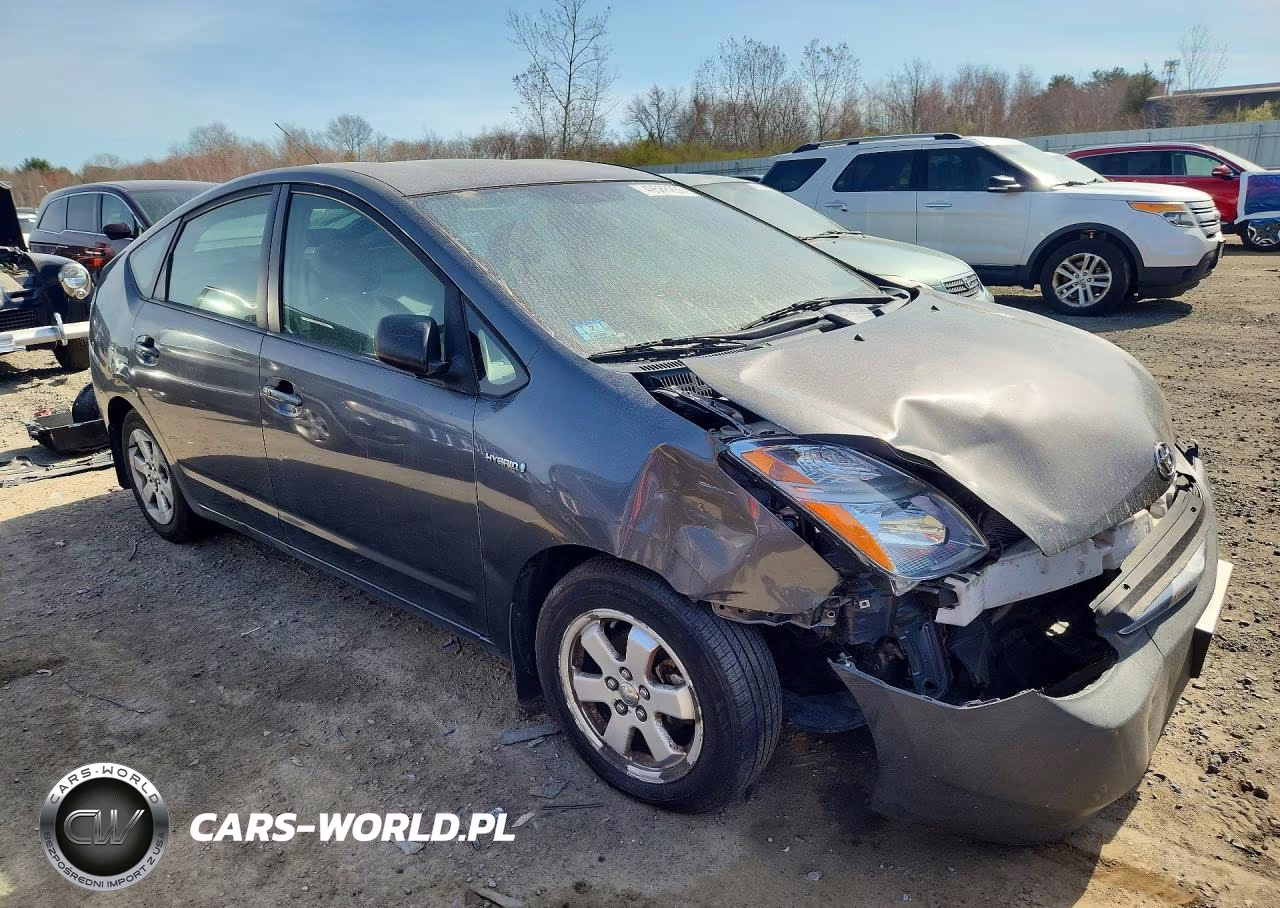 2008 Toyota Prius Base VIN:JTDKB20U083385720 - 4
