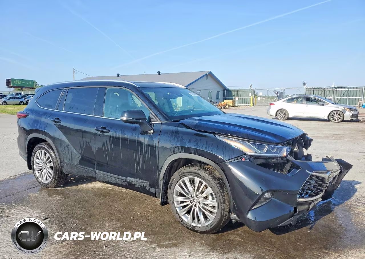 2026 Toyota Highlander Platinum VIN:5TDKDRBH5TS597622 - 4