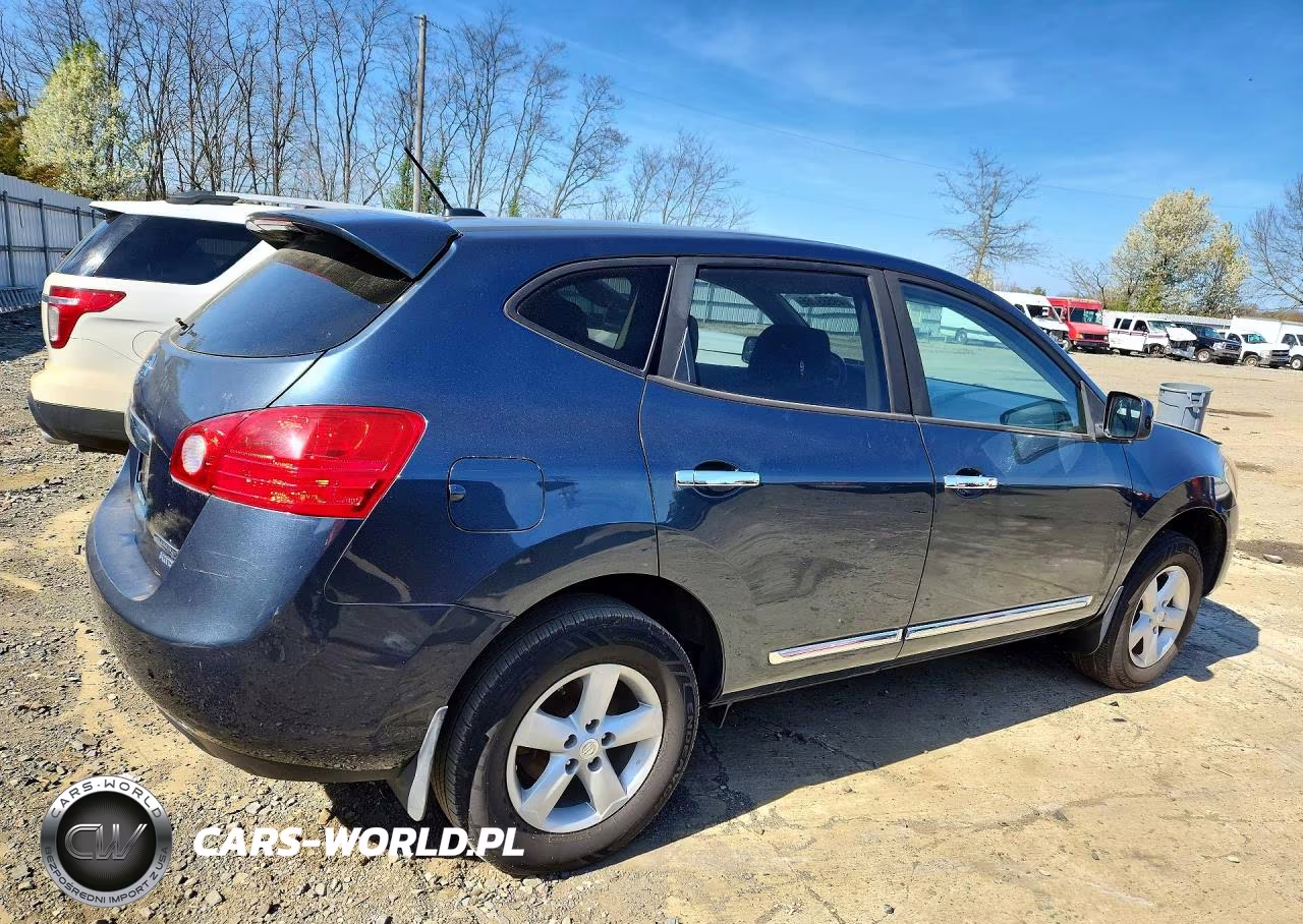 2013 Nissan Rogue S VIN:JN8AS5MV8DW138121 - 3