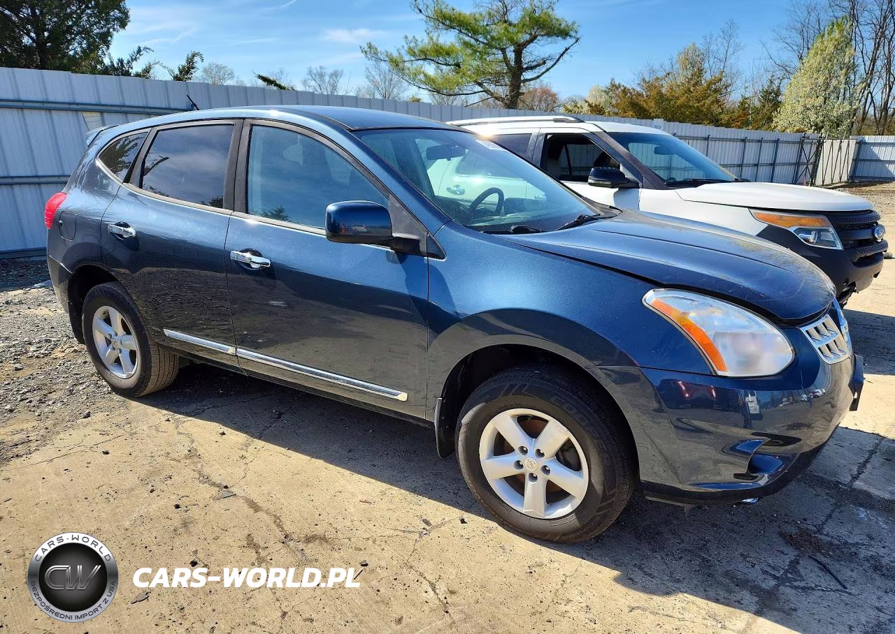 2013 Nissan Rogue S VIN:JN8AS5MV8DW138121 - 4