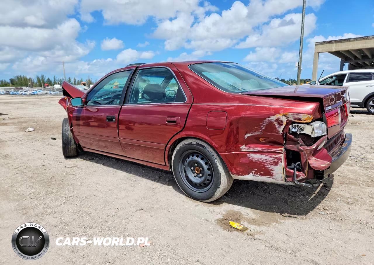 2000 Toyota Camry Le VIN:4T1BG28K0YU952499 - 2