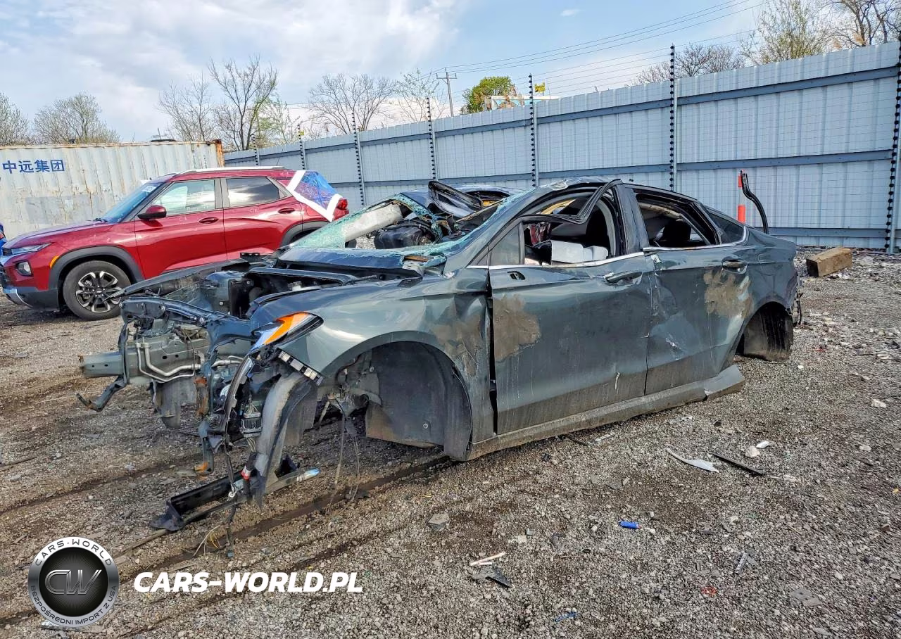 2015 Ford Fusion Se – zdjęcie 1 z 12