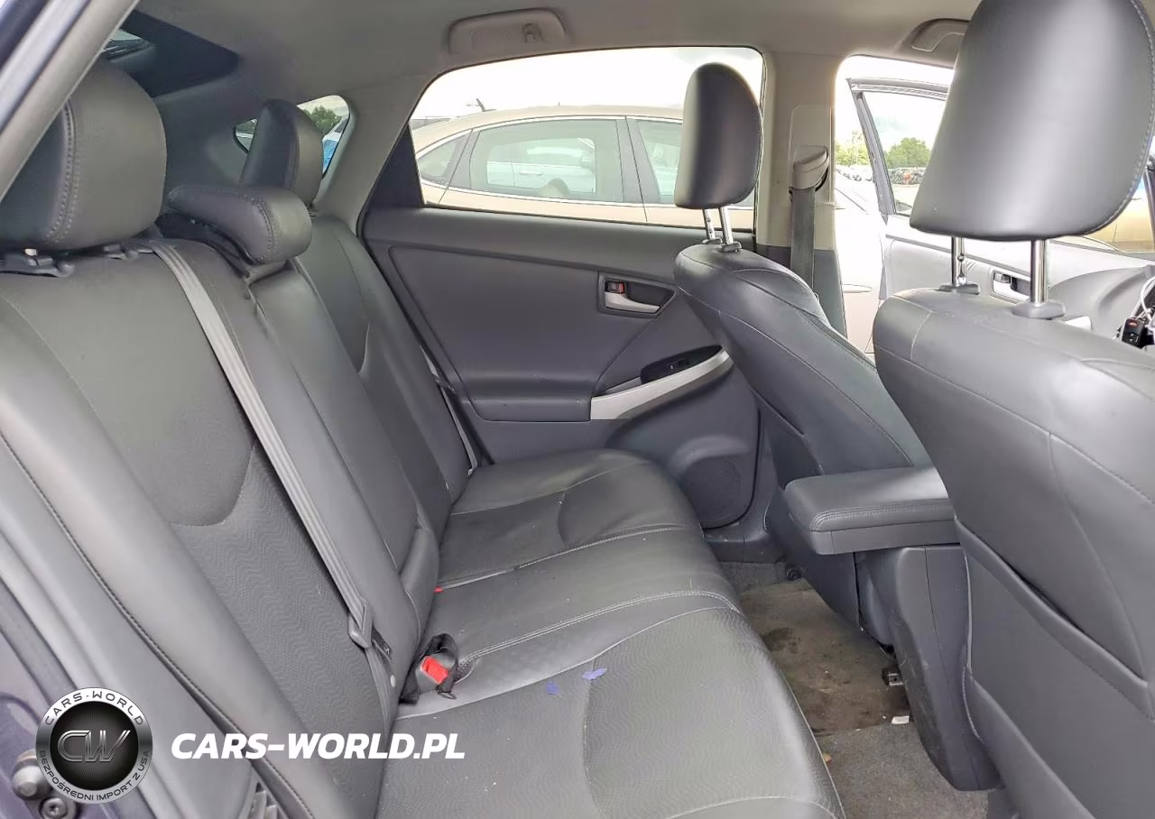 2011 Toyota Prius Four VIN:JTDKN3DU1B0252299 - 10