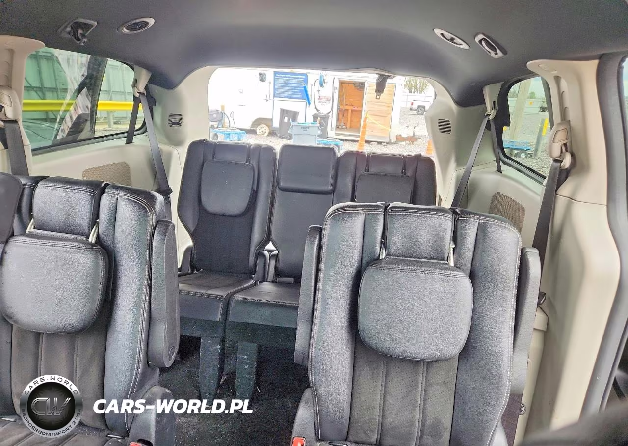 2019 Dodge Grand Caravan Sxt VIN:2C4RDGCG5KR519440 - 10