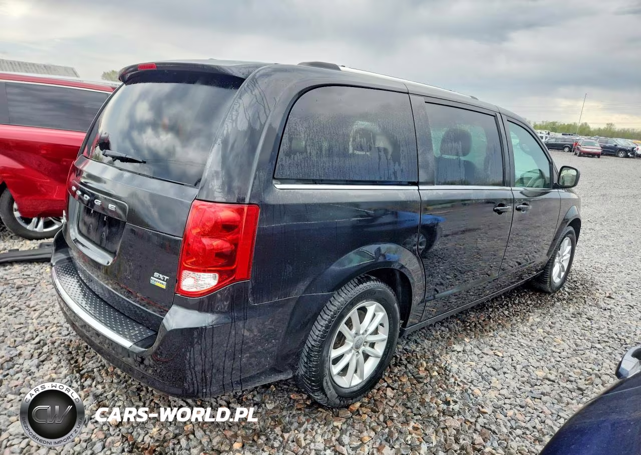 2019 Dodge Grand Caravan Sxt VIN:2C4RDGCG5KR519440 - 3