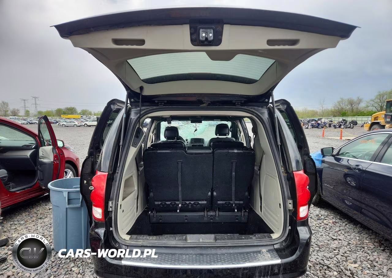 2019 Dodge Grand Caravan Sxt VIN:2C4RDGCG5KR519440 - 6