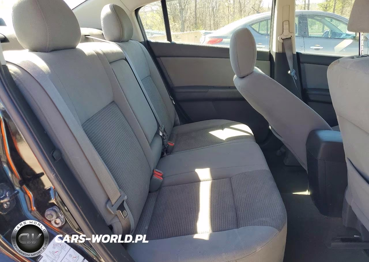 2010 Nissan Sentra 2.0 VIN:3N1AB6AP0AL710715 - 10