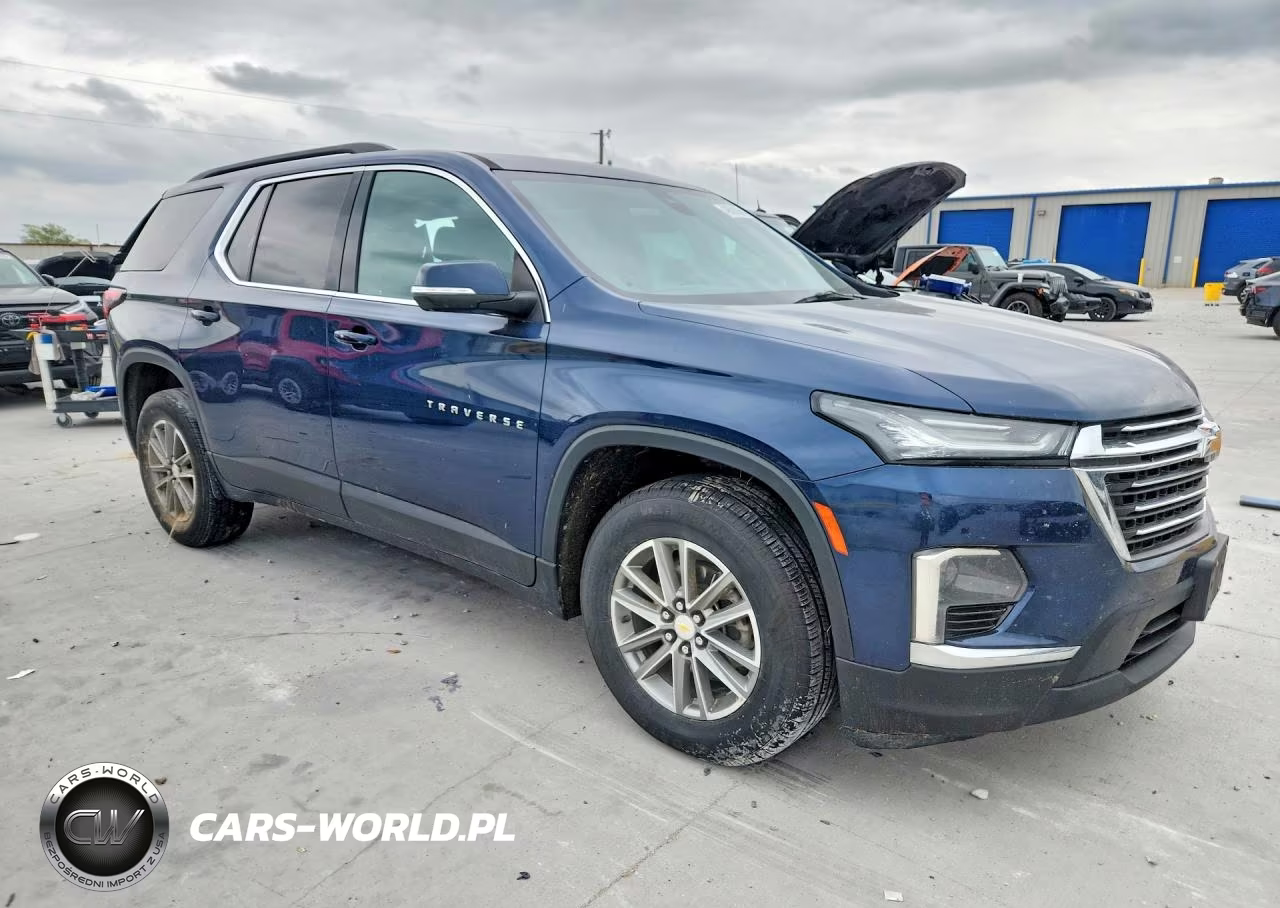 2023 Chevrolet Traverse Lt VIN:1GNERGKW8PJ101689 - 4