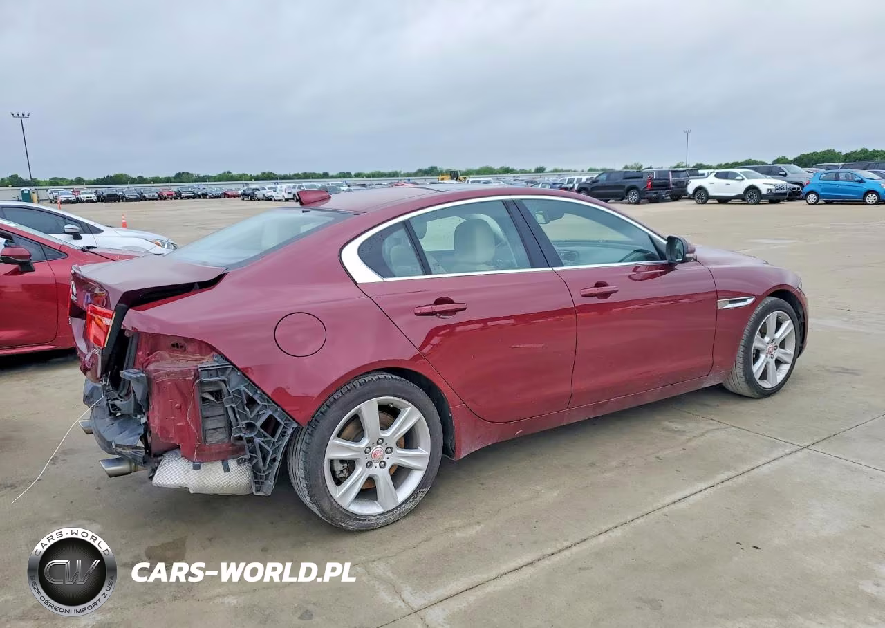 2017 Jaguar Xe Prestige VIN:SAJAE4BG1HA969756 - 3