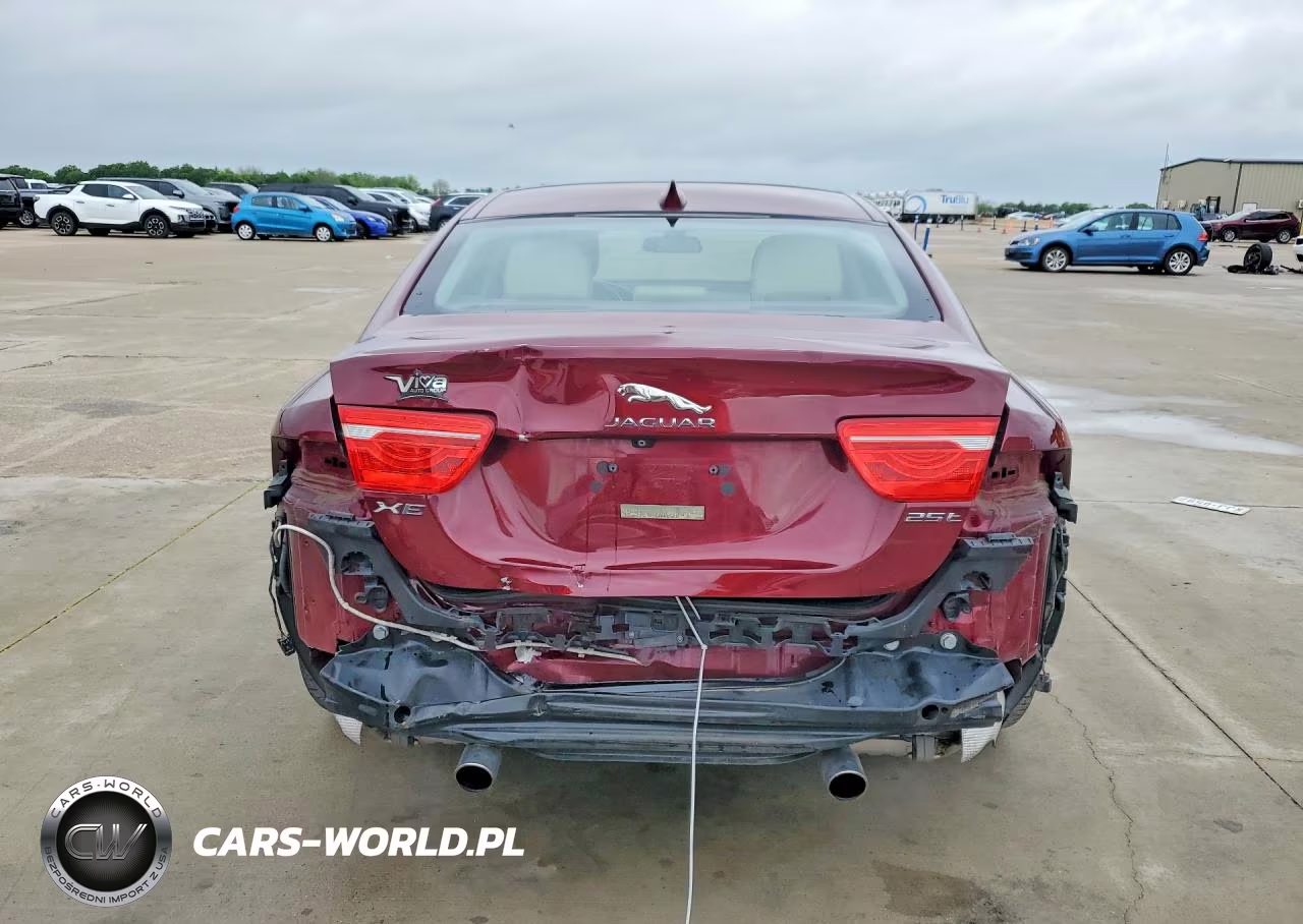 2017 Jaguar Xe Prestige VIN:SAJAE4BG1HA969756 - 6