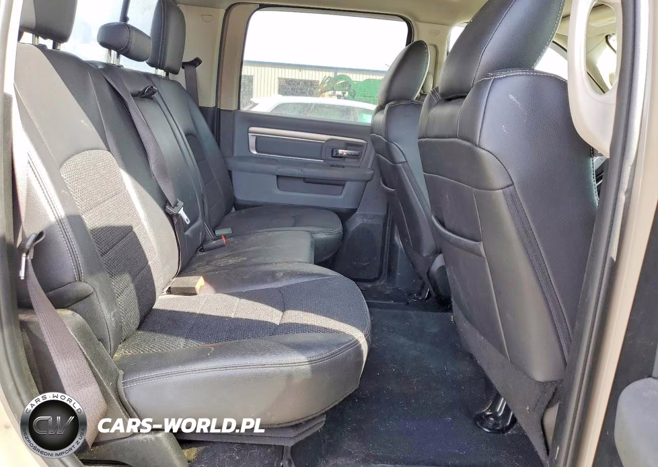 2019 Ram 1500 Classic Slt VIN:1C6RR7LG2KS729825 - 10