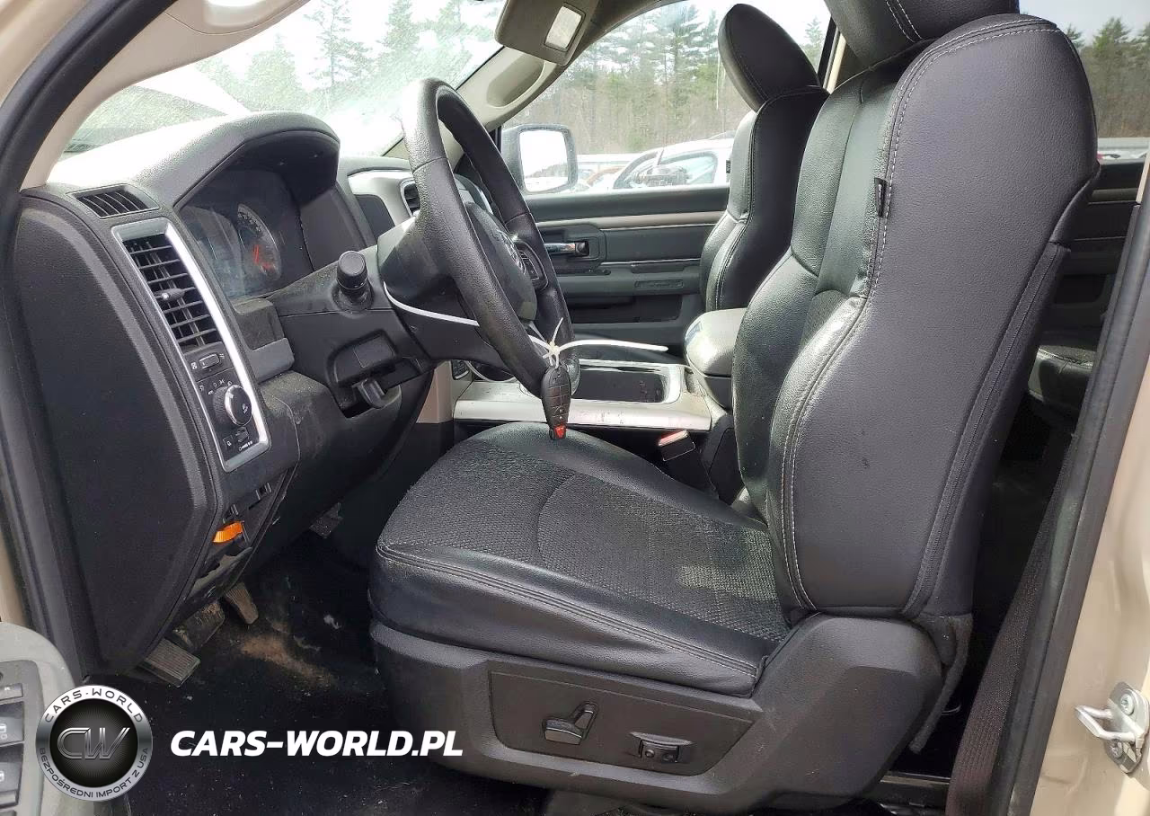 2019 Ram 1500 Classic Slt VIN:1C6RR7LG2KS729825 - 7