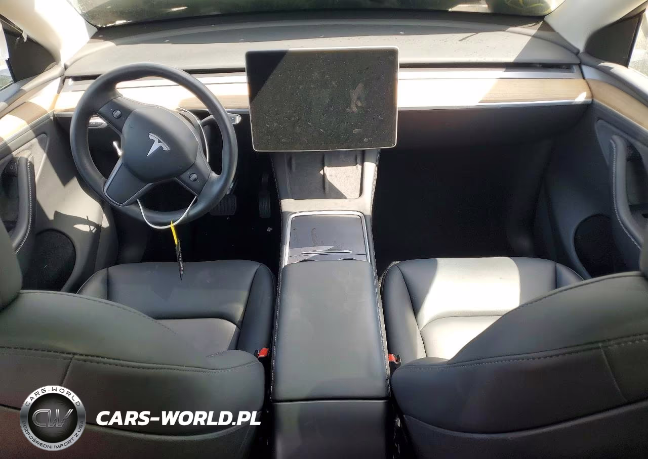 2024 Tesla Model Y VIN:7SAYGDEE0RA217220 - 8