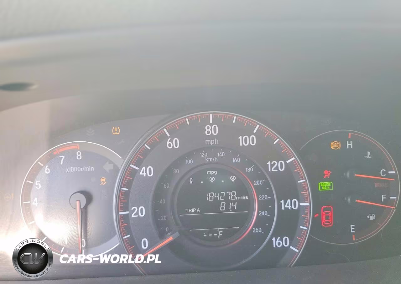 2017 Honda Accord Sport VIN:1HGCR2F57HA059250 - 9