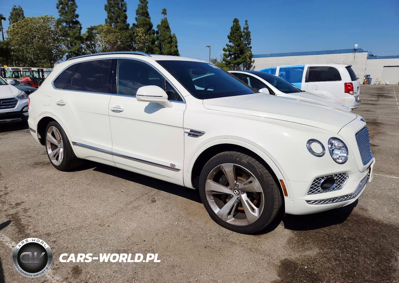 2018 Bentley Bentayga VIN:SJAAC2ZV8JC017622 - 4