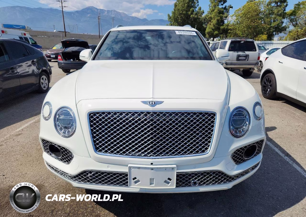 2018 Bentley Bentayga VIN:SJAAC2ZV8JC017622 - 5