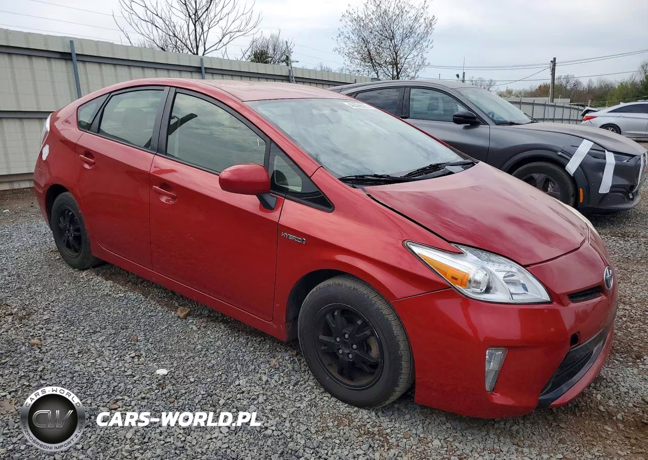 2012 Toyota Prius Three VIN:JTDKN3DU1C1533403 - 4
