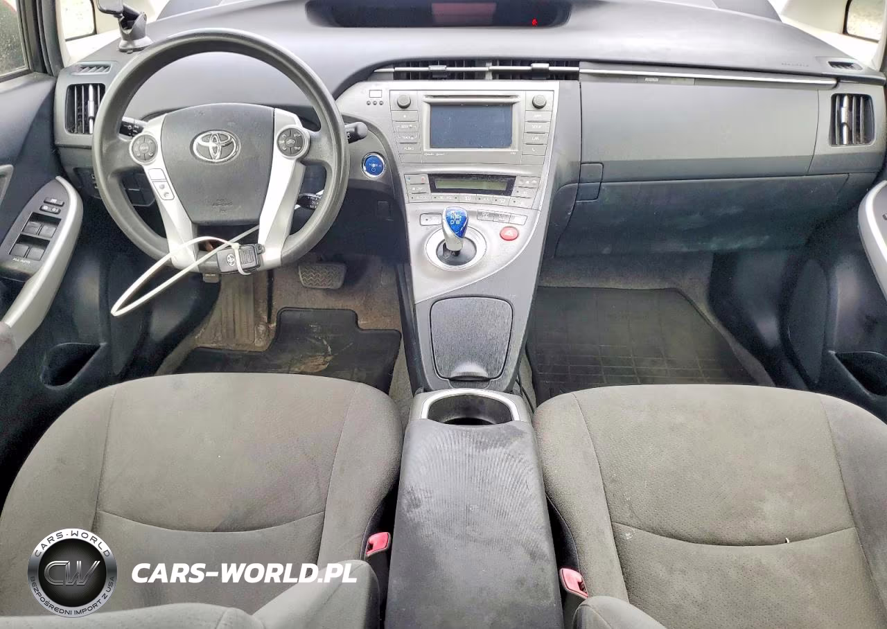 2012 Toyota Prius Three VIN:JTDKN3DU1C1533403 - 8