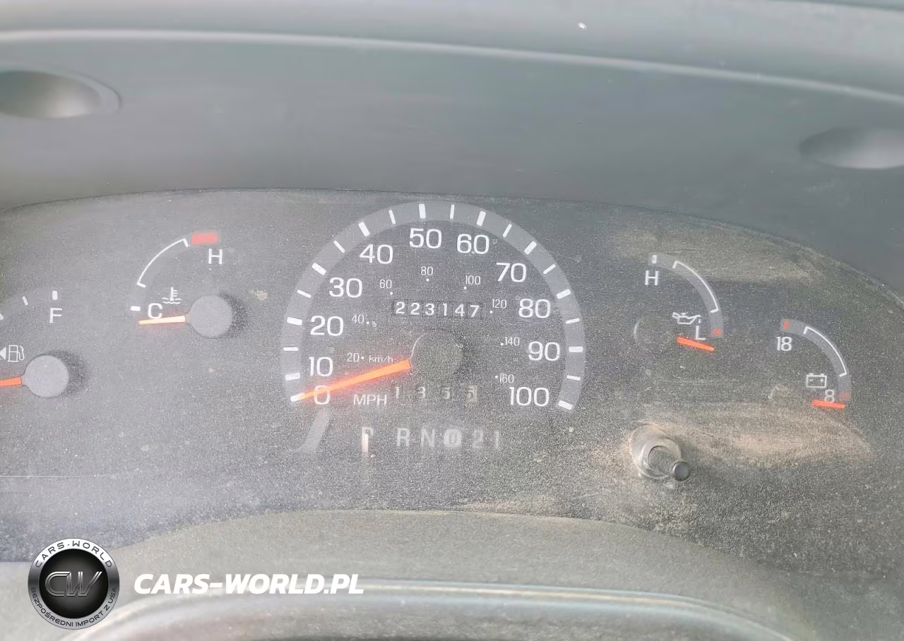 2003 Ford Econoline E250 Van VIN:1FTNE24L63HB45881 - 9