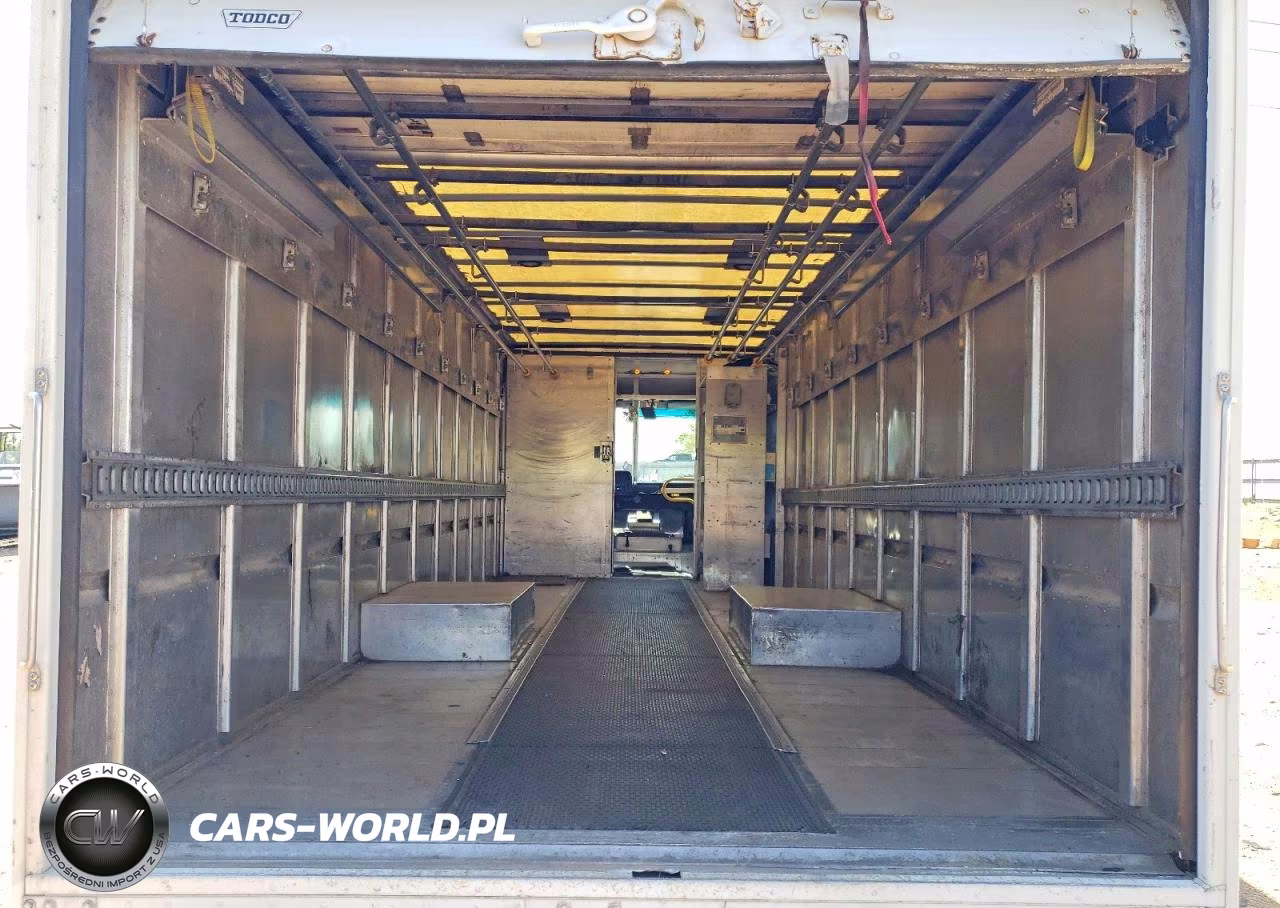 2012 Freightliner Mt45G Chassis Delivery Truck VIN:4UZAAPDUXCCBS4088 - 10