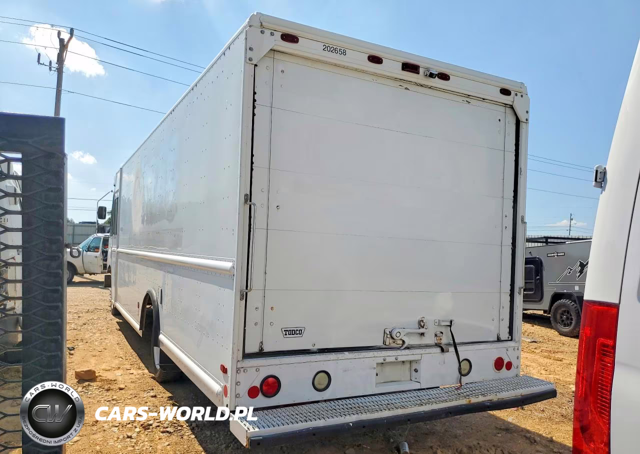 2012 Freightliner Mt45G Chassis Delivery Truck VIN:4UZAAPDUXCCBS4088 - 2