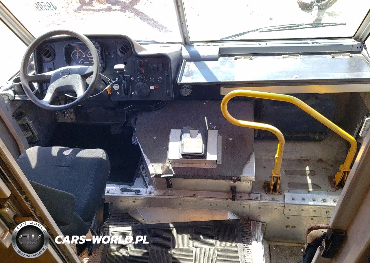 2012 Freightliner Mt45G Chassis Delivery Truck VIN:4UZAAPDUXCCBS4088 - 8