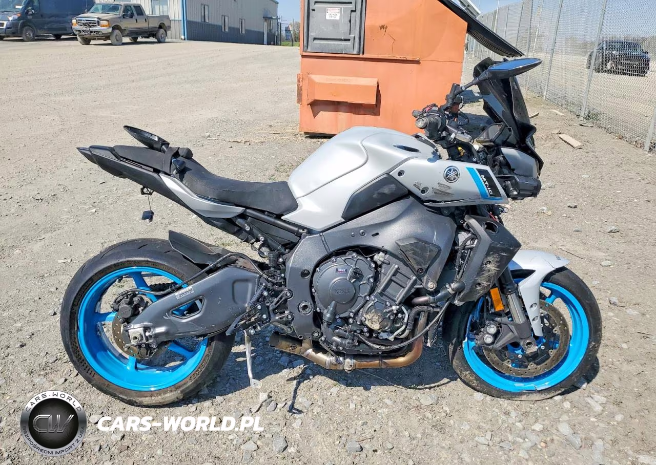 2025 Yamaha Mtn1000