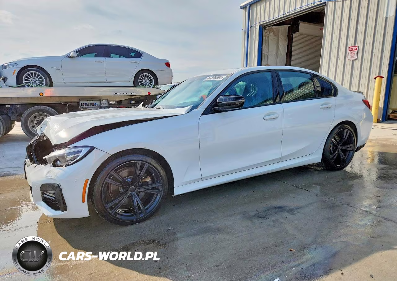 2020 BMW 330Xi