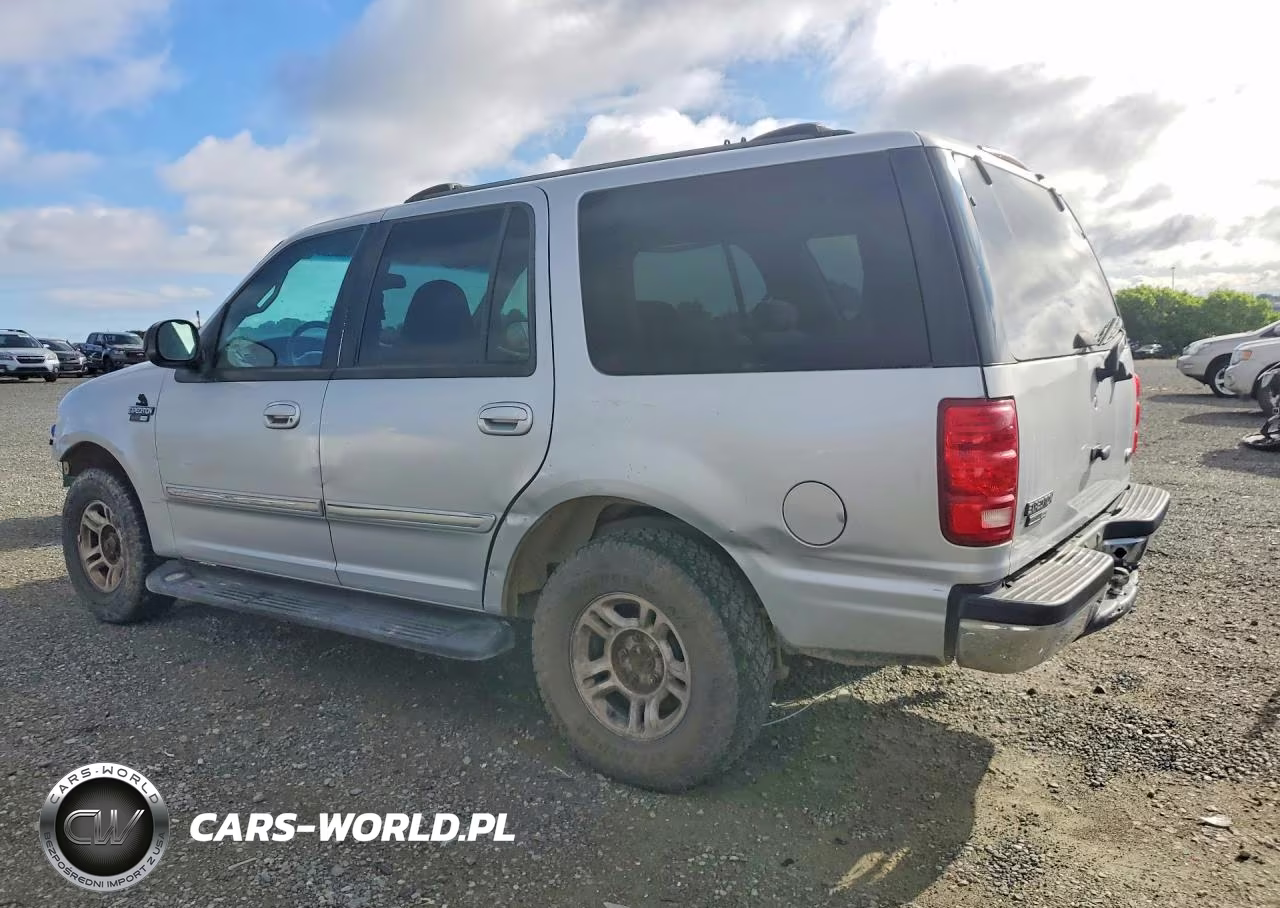 2000 Ford Expedition Xlt VIN:1FMRU1565YLB86008 - 2