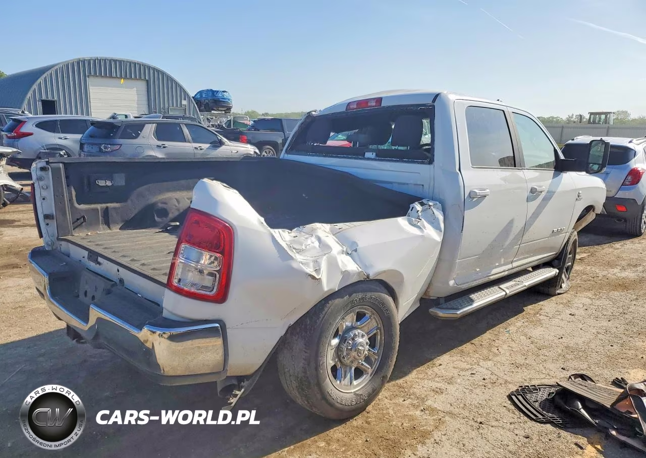 2021 Ram 3500 Big Horn VIN:3C63R3DL4MG527945 - 3