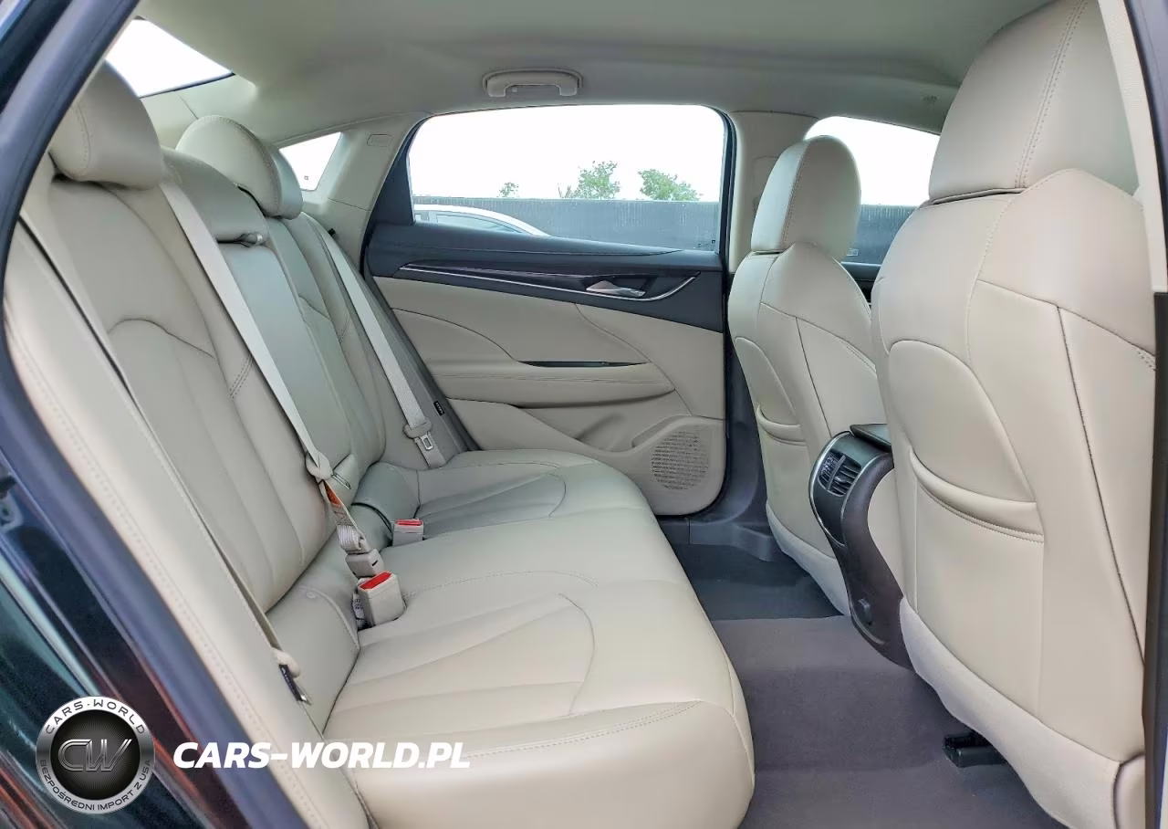 2017 Buick Lacrosse VIN:1G4ZM5SS8HU185390 - 10