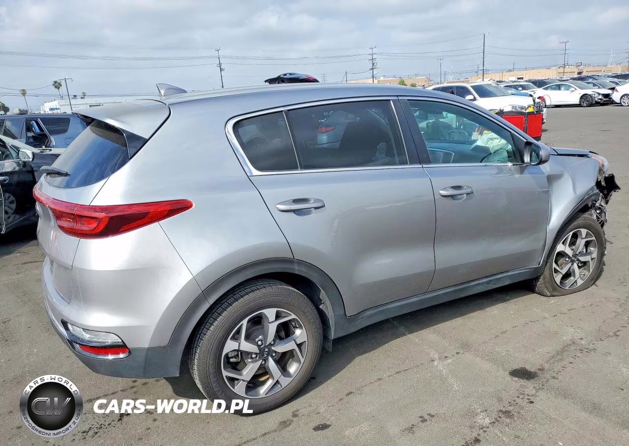 2021 Kia Sportage Lx VIN:KNDPM3AC2M7896005 - 3
