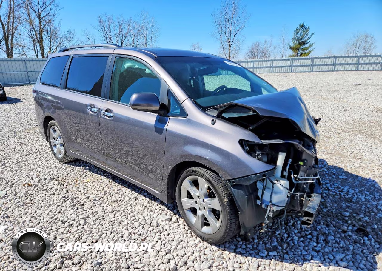 2013 Toyota Sienna Sport VIN:5TDXK3DC5DS298188 - 4