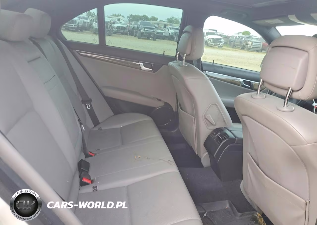 2008 Mercedes-Benz C 350 VIN:WDDGF56X28F135896 - 10