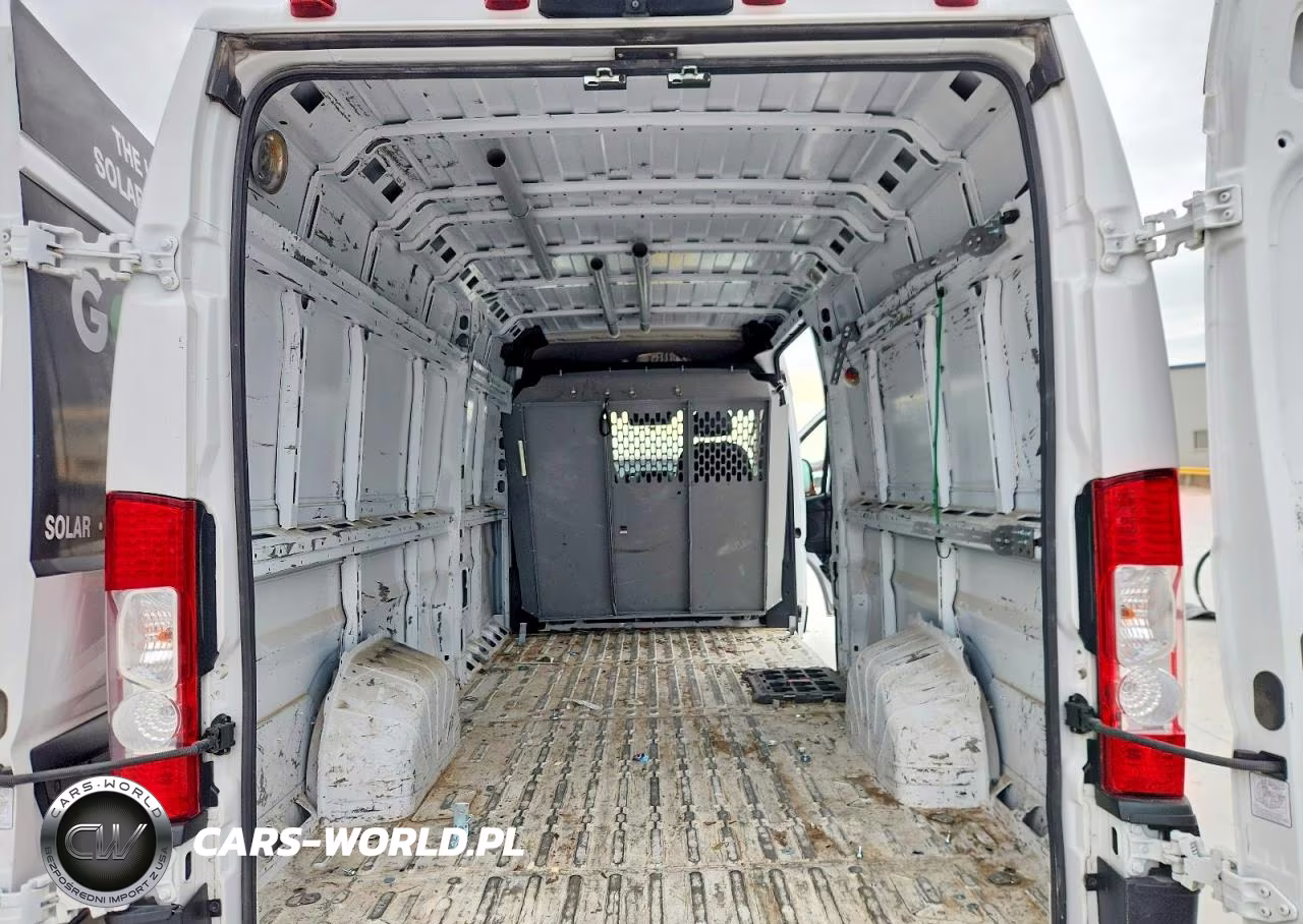 2023 Ram Promaster 3500 Delivery Van VIN:3C6MRVJG1PE520183 - 10