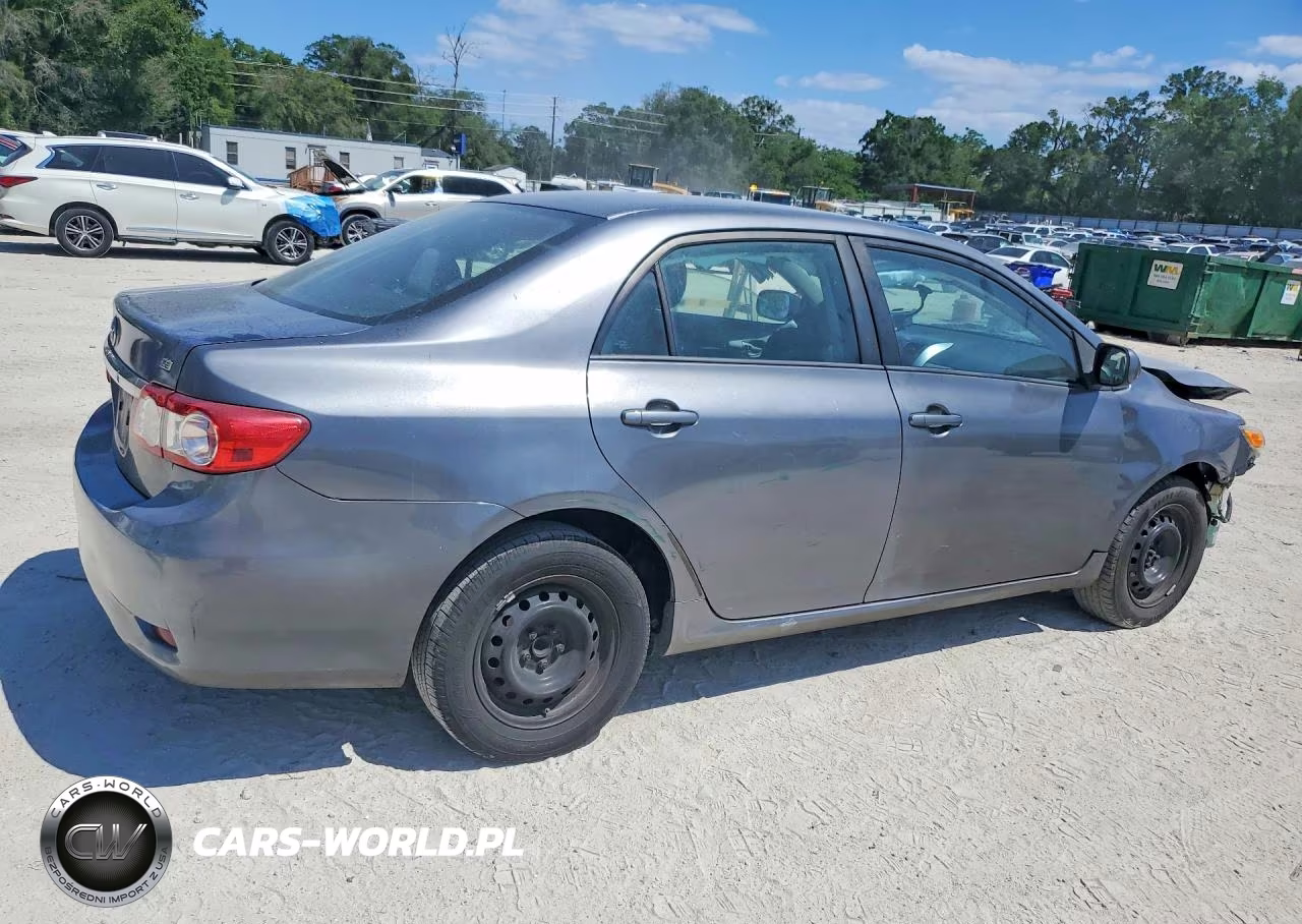 2011 Toyota Corolla Le VIN:2T1BU4EE1BC551247 - 3