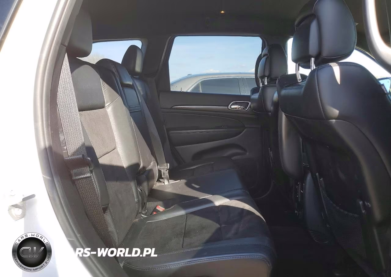 2018 Jeep Grand Cherokee Laredo VIN:1C4RJFAG0JC207362 - 11